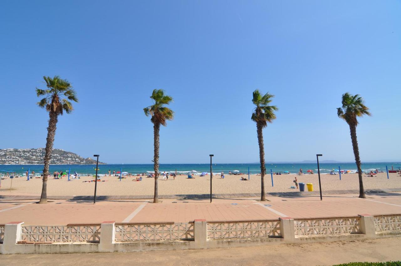 RNET - Front de Mer - Roses Costa Brava Extérieur photo