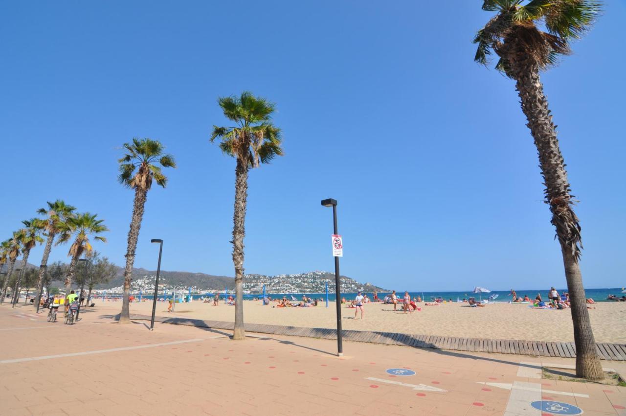 RNET - Front de Mer - Roses Costa Brava Extérieur photo